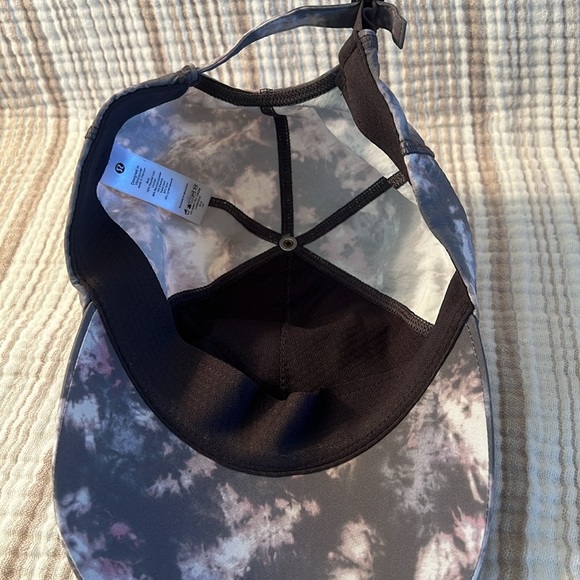 Lululemon Hat​ - Picture 3 of 3